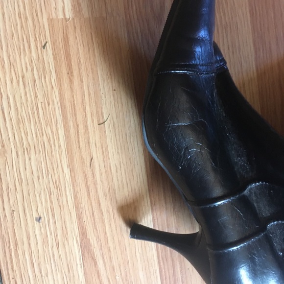 Black high boots - Picture 2 of 3